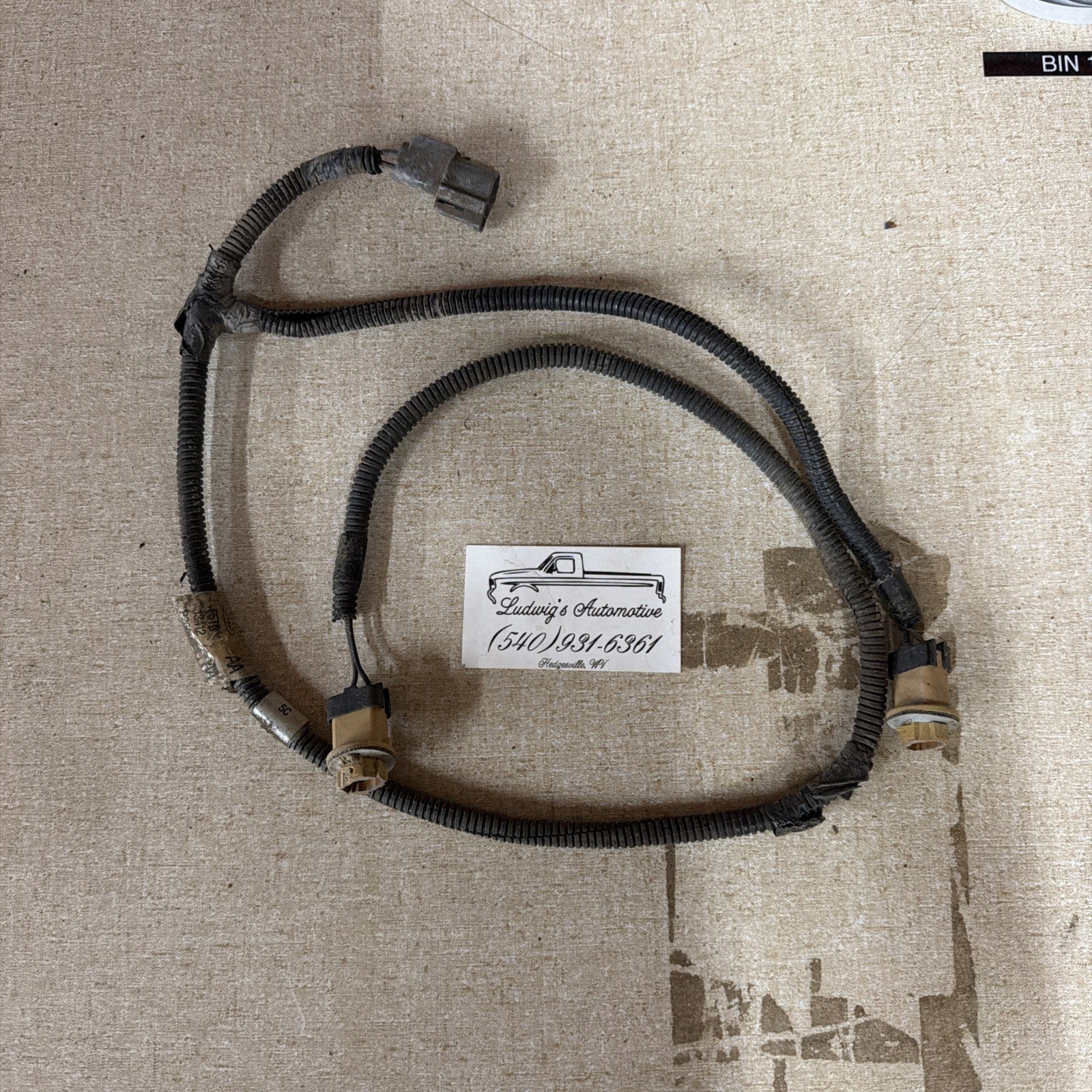 92-96 Ford F150 F250 F350 Pickup Only - Rear LICENSE PLATE Light WIRING HARNESS