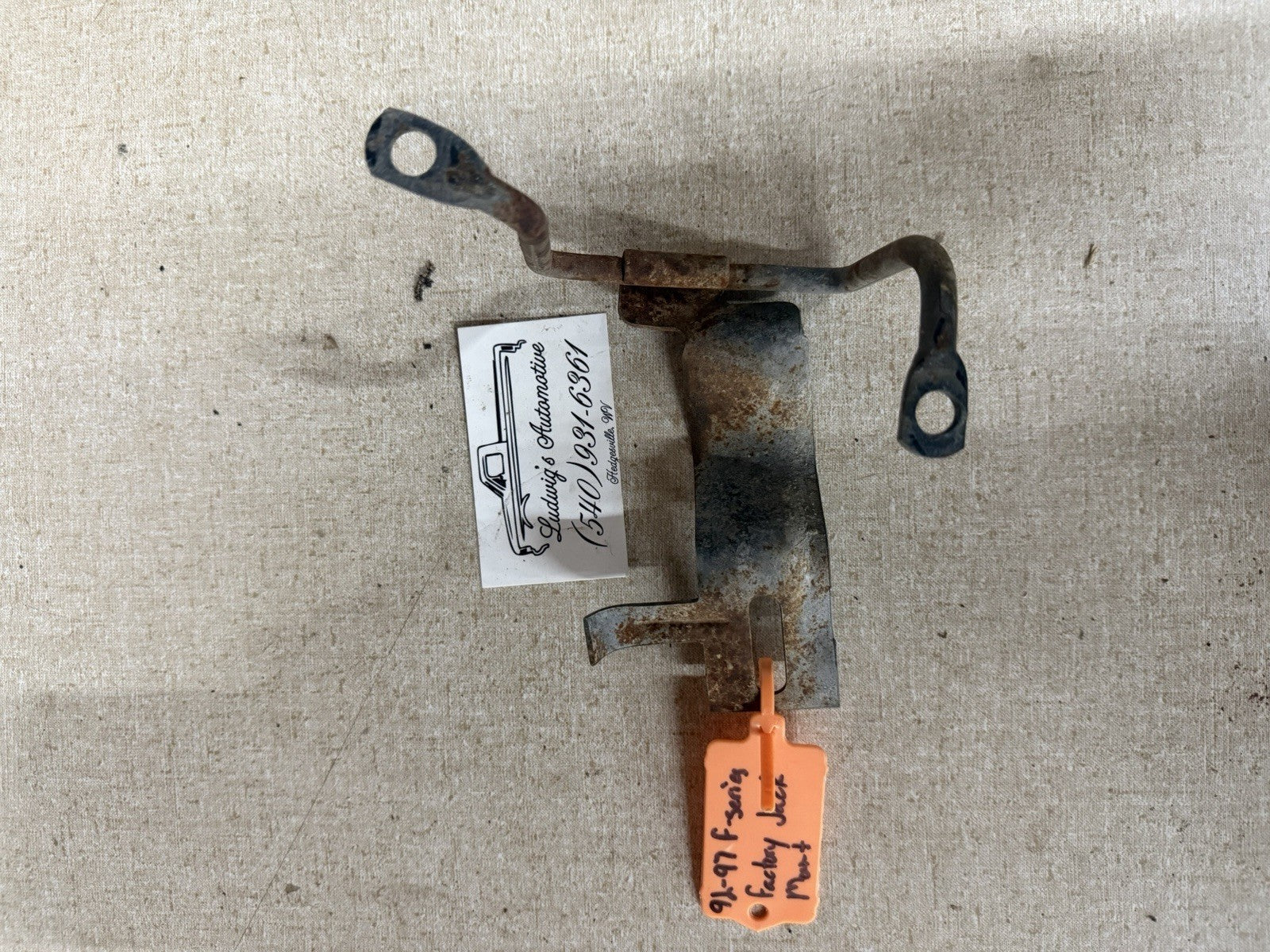 1992 - 1997 Ford F150 F250 F350 Spare Tire Bottle Jack Bracket OEM