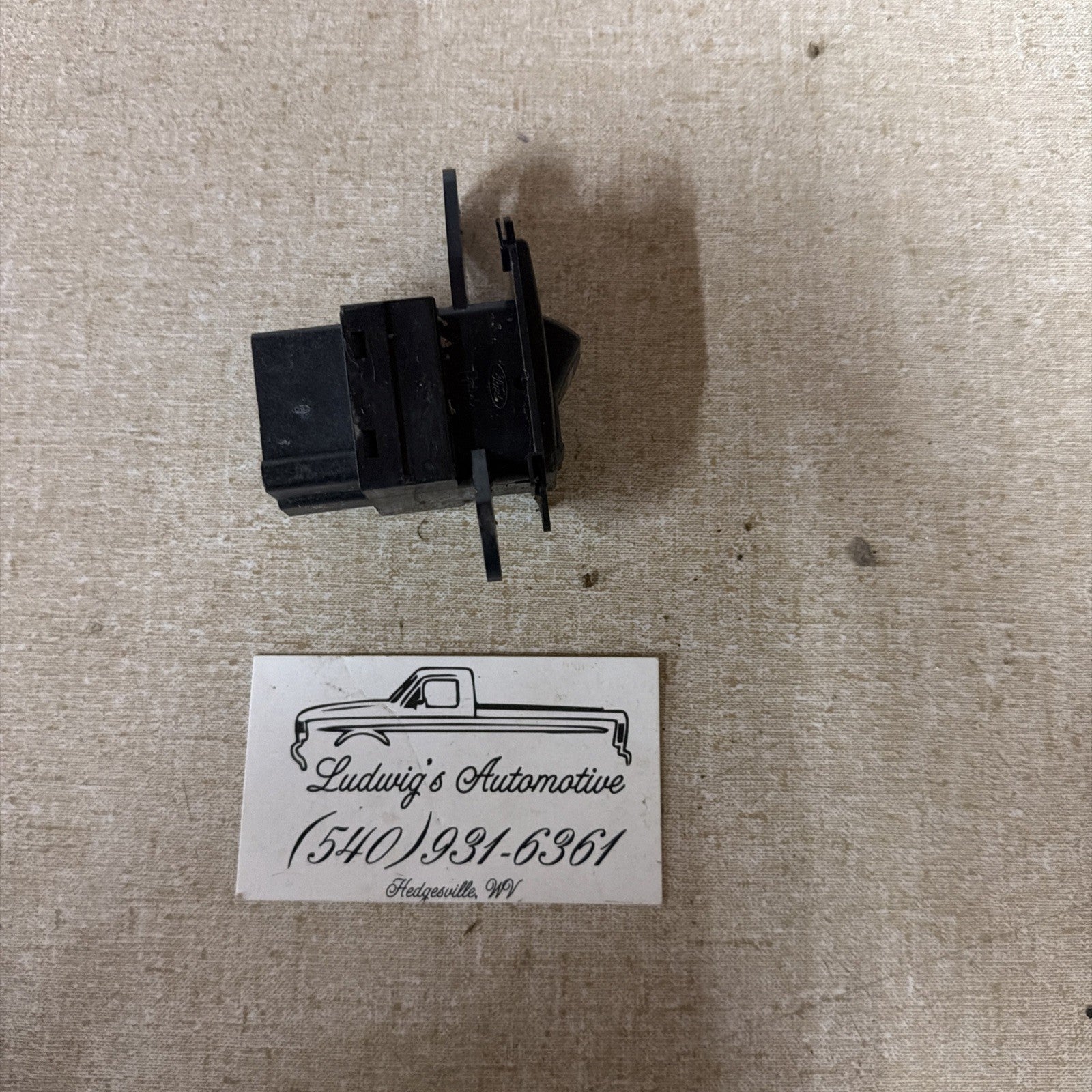 1992-1996 Ford F-150 F-250 Dual Fuel Gas Tank Selector Switch F2TB-9A050-AB OEM