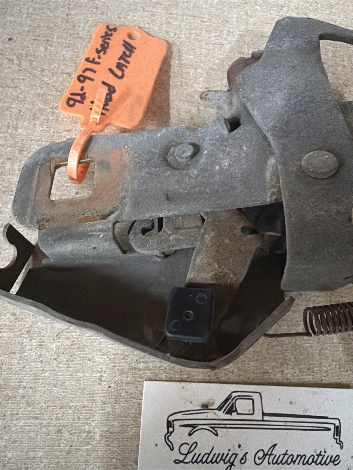 87-96 Ford Bronco F150 F250 F350 F Super Duty OEM Hood Lock Latch Assembly