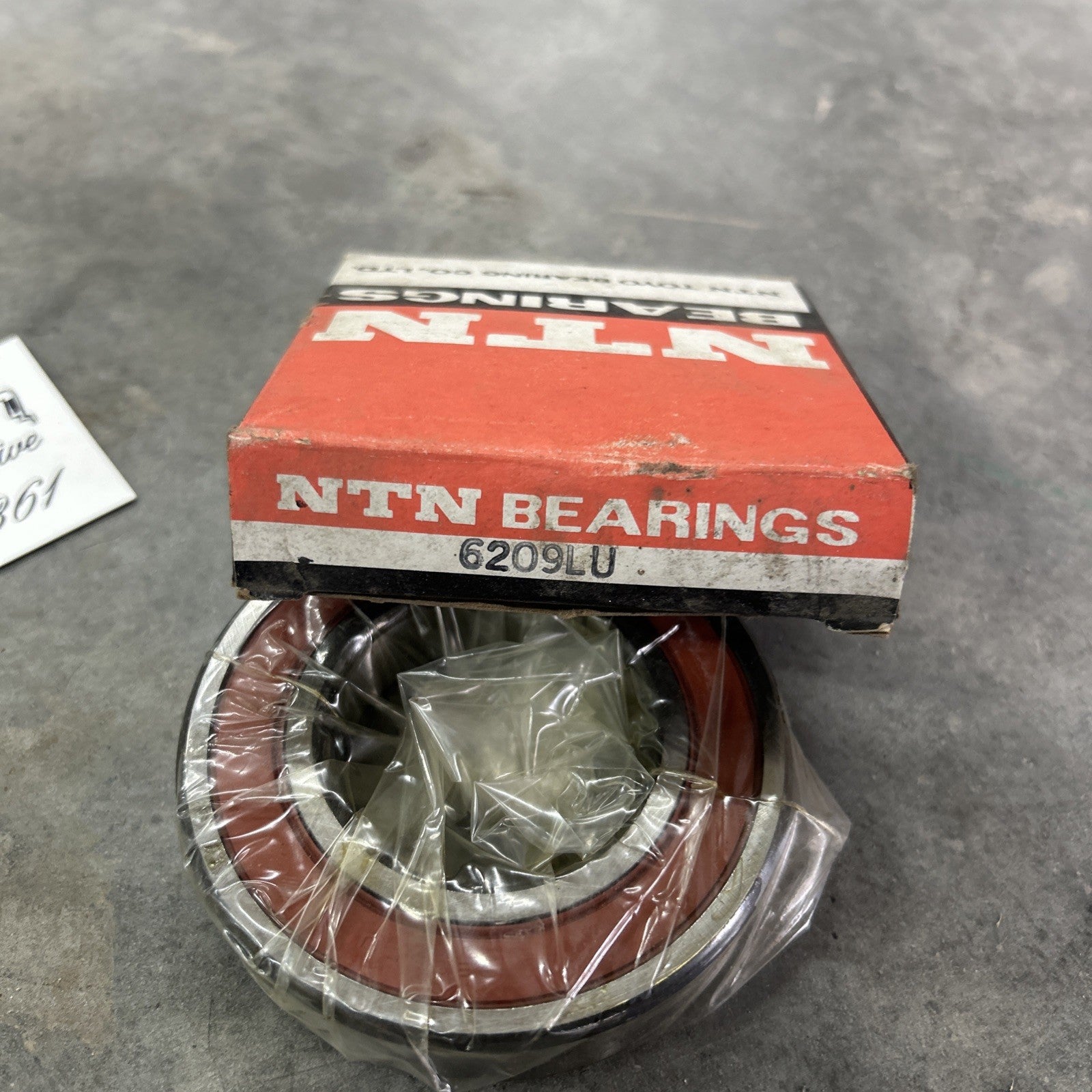 N.O.S.  NTN 6209LU Sealed Ball Bearing 85mmx45mmx19mm