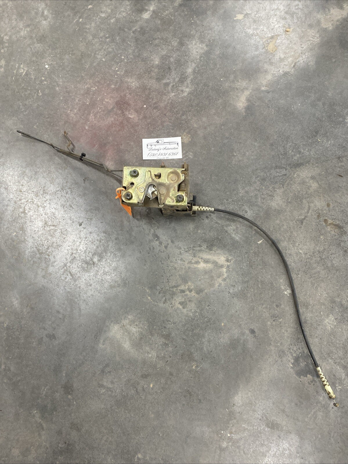 92-96 F Series Passenger Door Latch Assembly 
