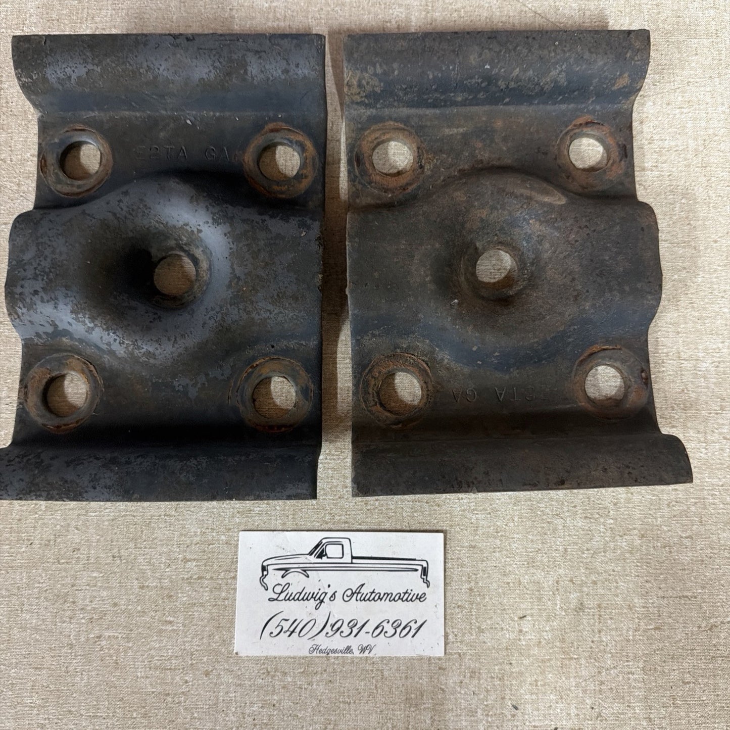 87-97 Ford F250 F350 Rear Axle Leaf Spring U Bolt Plate Set E2Ta-Ga