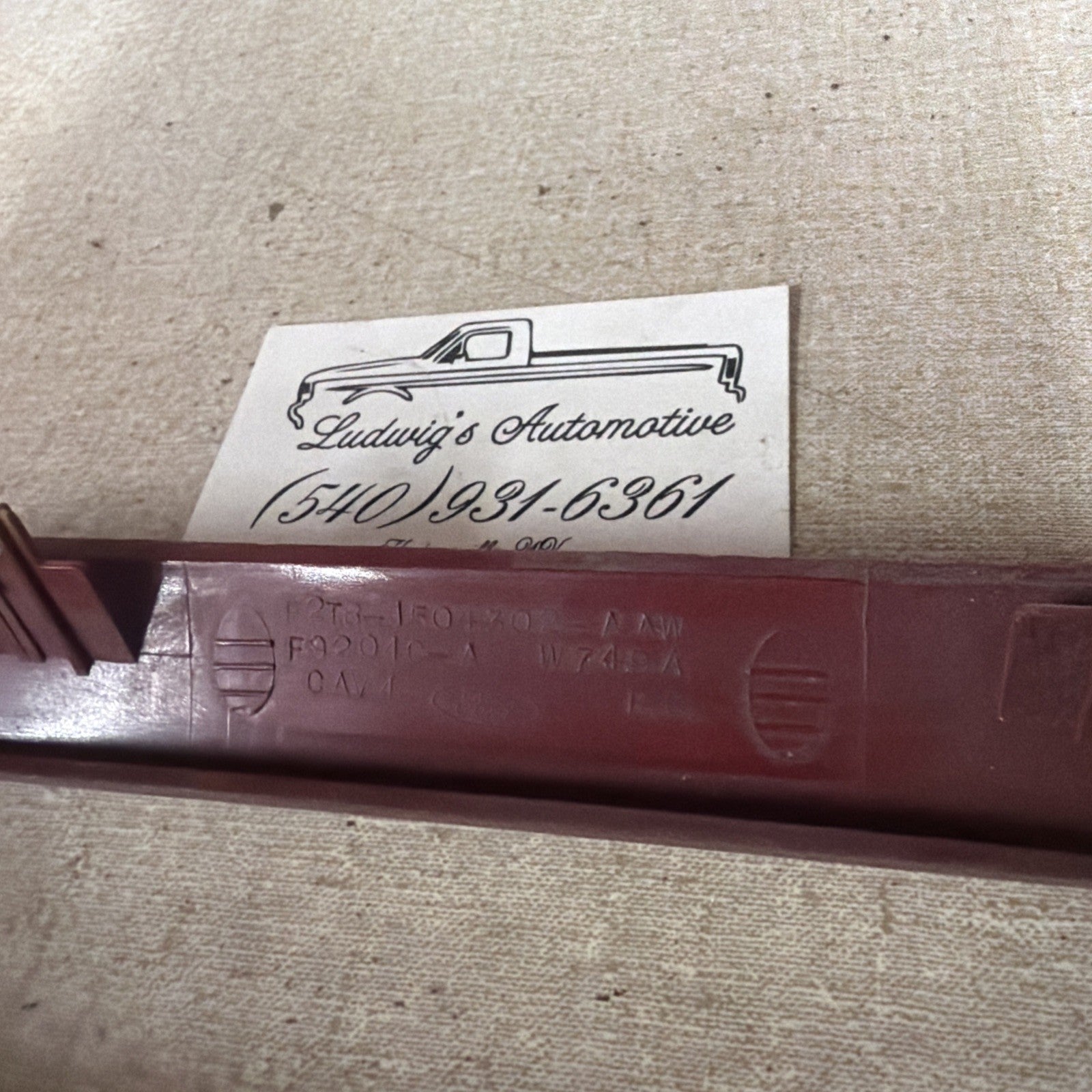 1992-1997 Ford F150 Bronco F250 F350 Climate Control Switch Bezel DARK RED