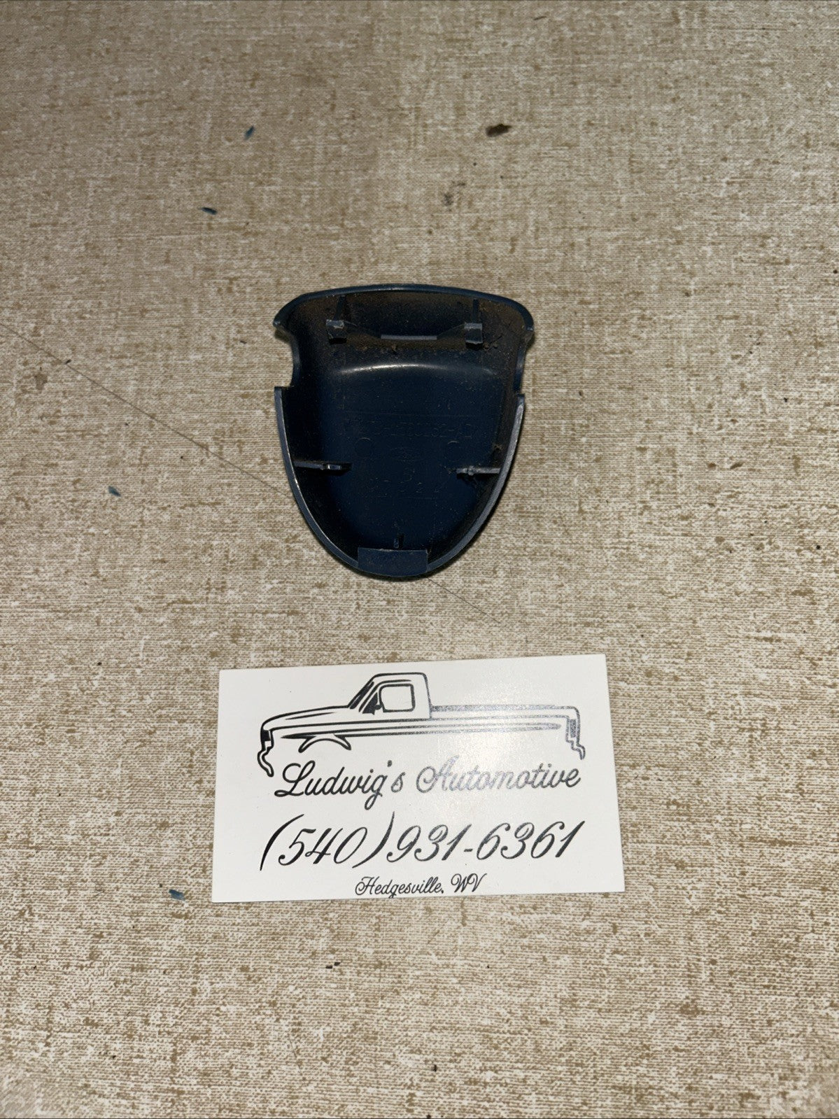 92-96 Ford Fseries, Bronco Seat Belt Trim Cap, Crystal Blue READ DESCRIPTION