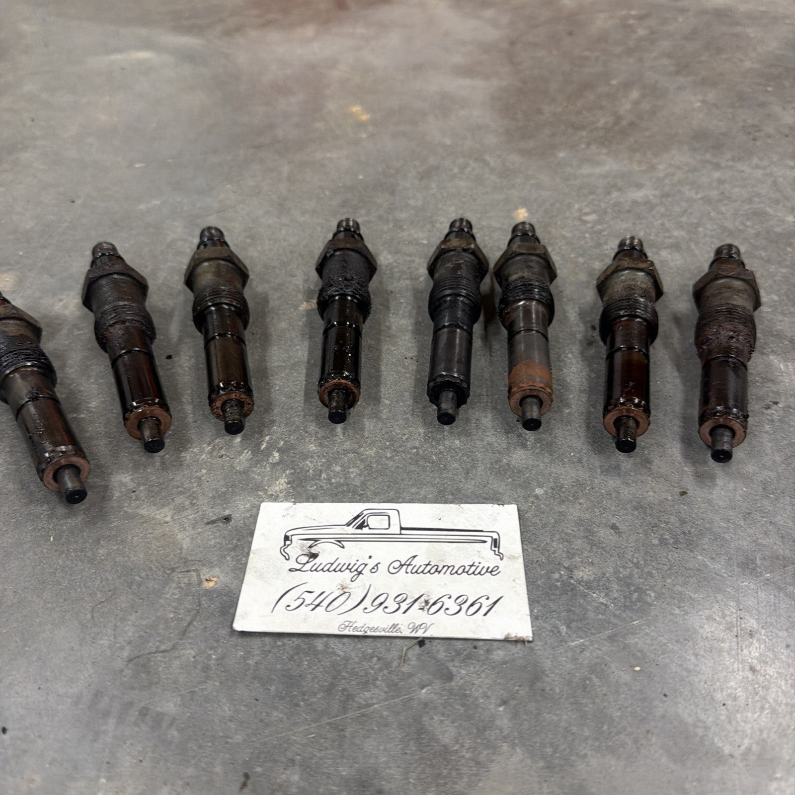 Ford F-250 F-350 1983-1994 6.9L 7.3L IDI Lucas Fuel Injector Cores Set of 8