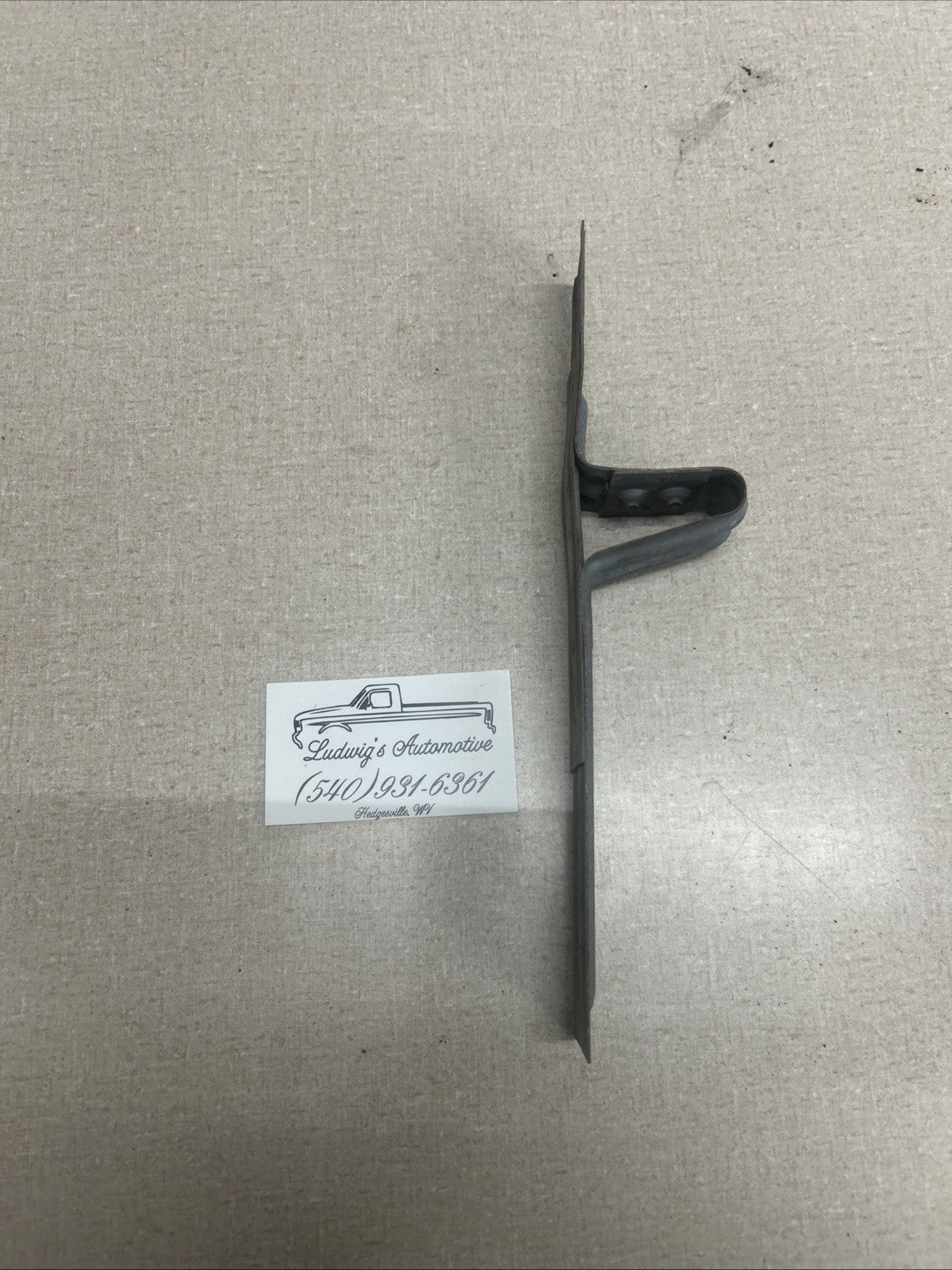 87 - 91 FORD F150 BRONCO F250 F350 DOOR PANEL ARMREST SUPPORT BRACKET RH LH OEM