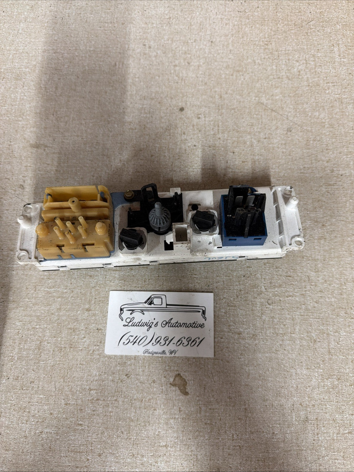 92-96 Ford F150 F250 F350 Bronco, 97 F250 F350 Heat Climate Control with A/C