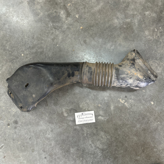 87-96 Ford F150 - 5.0L 5.8L efi AIRBOX Air Filter Intake Tube solid HOSE INLET