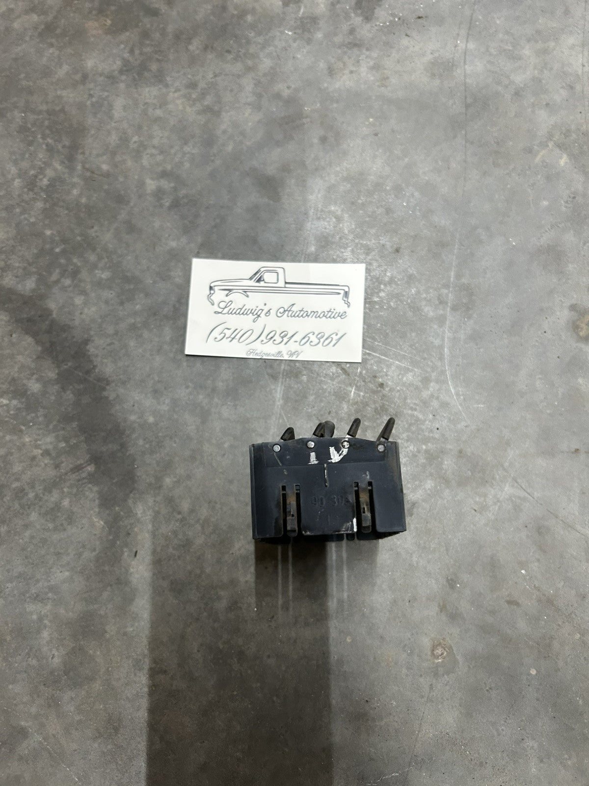 Ford OBS 92-96 F150 F250 F350 Bronco 97 F250 F350 Heat and A/C Dash Vent