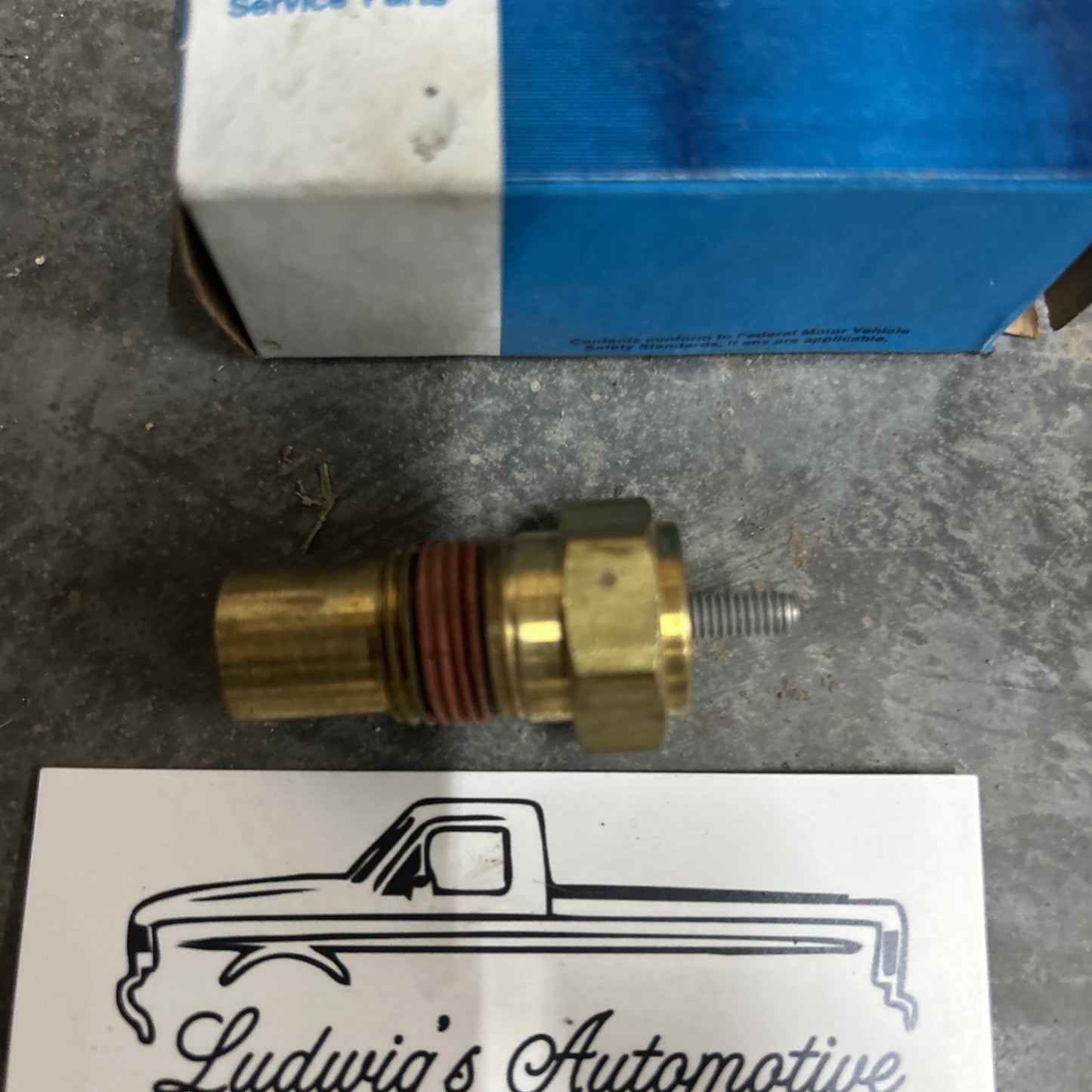 Genuine Ford Radiator Fan Coolant Temperature Switch Sender NOS E0ZZ-8B607-A